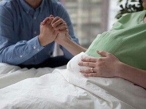 Pregnancy Symptoms Week By Week: Week 26 - 40 Pregnancy Symptoms Week By Week: Week 26 - 40